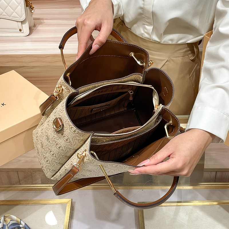 Light Luxury Brand Women's Han - đánh giá và giá Interior Design Intern