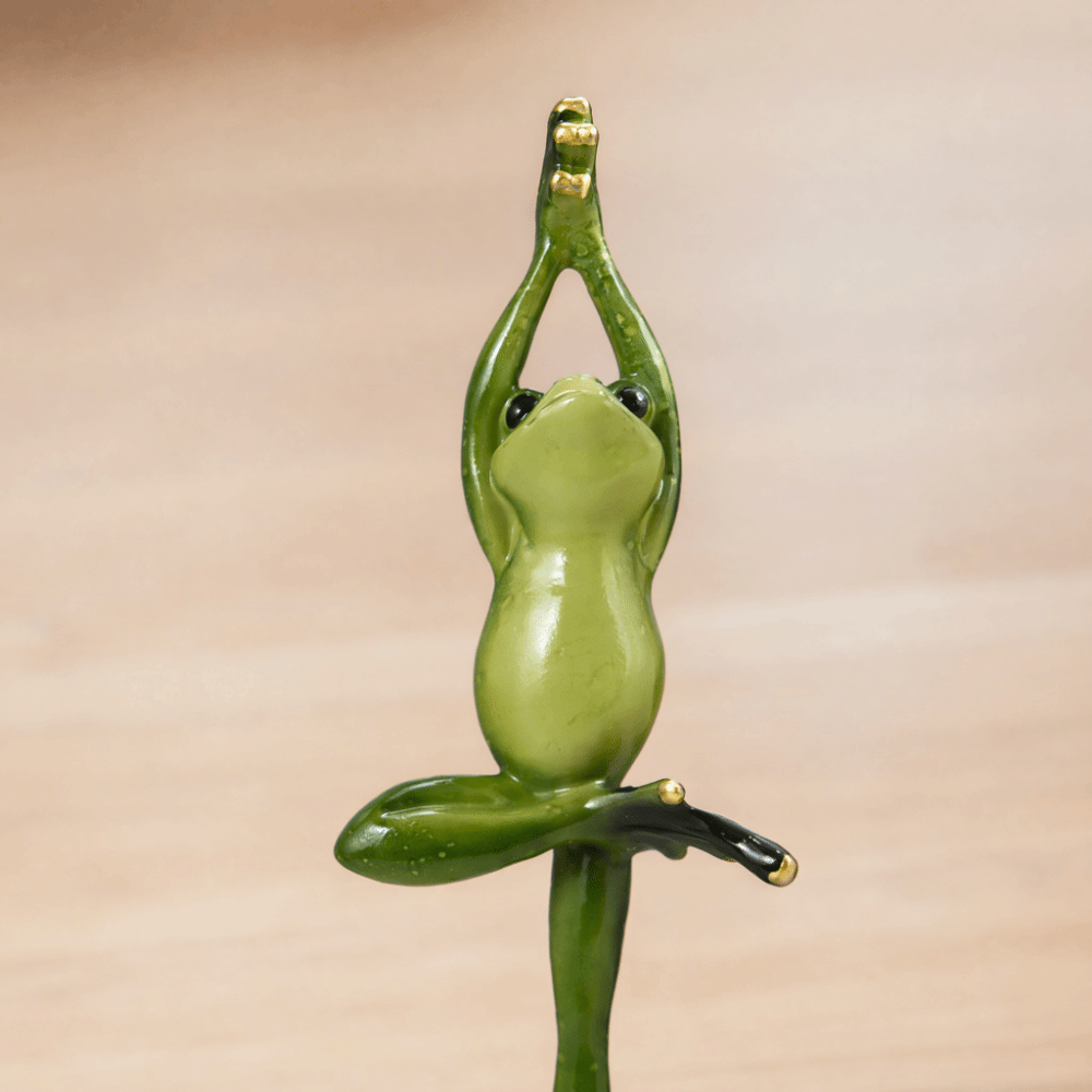 Resin Yoga Pose Amphibian Resi - đánh giá và giá Interior Design Co